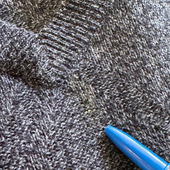 PENDLETON Lambswool Sweater Vest Men's XL V-neck Textured Business Casual Golf - Picture 8 of 12